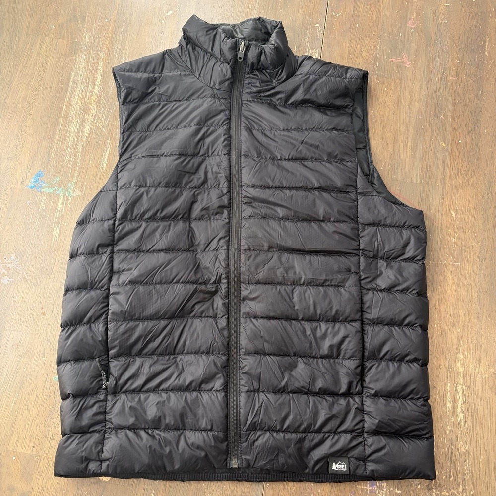 REI Co-op Down Puffer Vest Mens Medium Black Full Zip Winter Lightweight Hiking